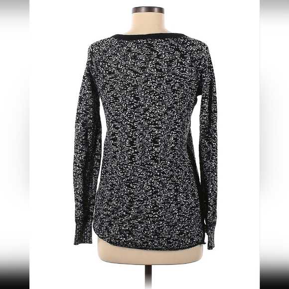 We The Free Black and White Sweater 60% cotton Size M PullOver CrewNeck - Picture 2 of 3